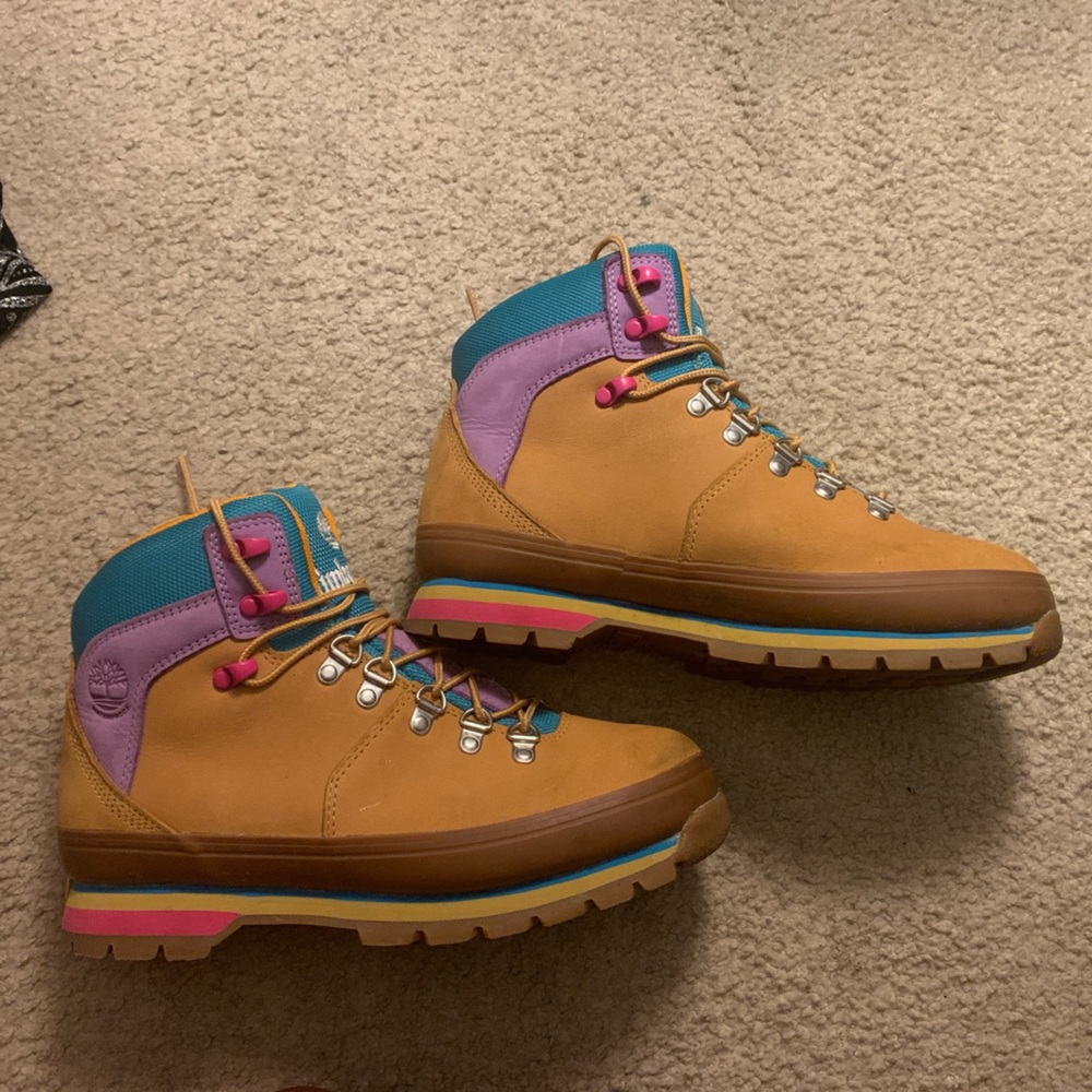 Woman’s timberlands